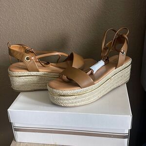 Bleecker&Bond Lace Up Platform Sandal size 8 1/2
